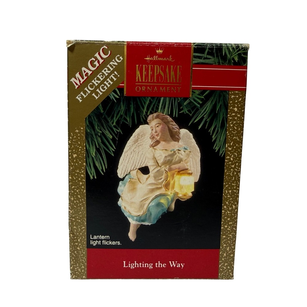 1992 Hallmark Keepsake Ornament Lighting the Way Angel Flickering Light QLX723-1